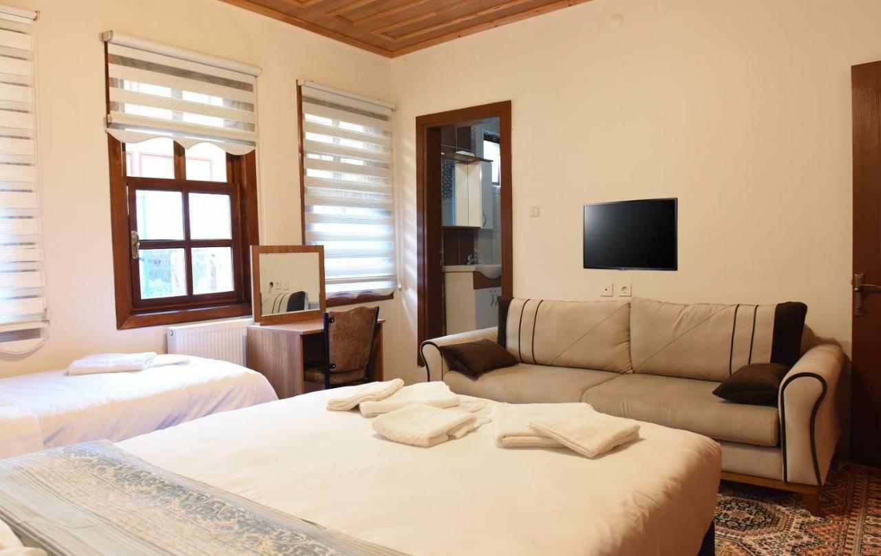 ÖZ Butik Otel Antik Kent Myrleia Mudanya Bagian luar foto