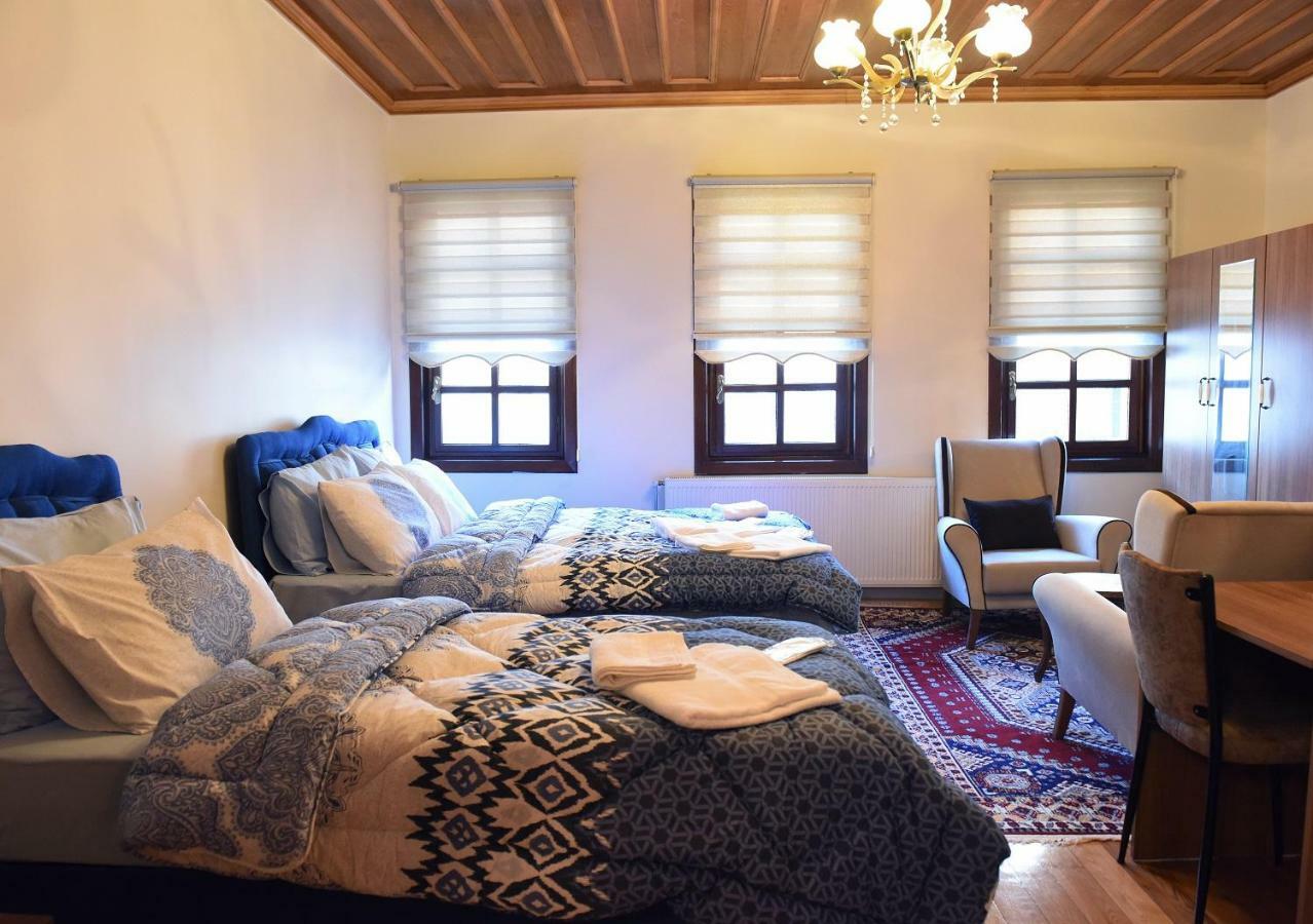 ÖZ Butik Otel Antik Kent Myrleia Mudanya Bagian luar foto